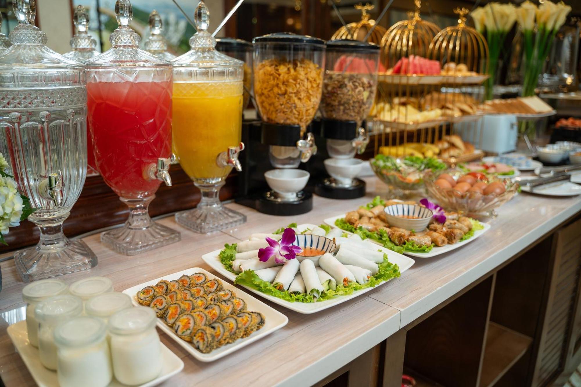 The West Hotel & Spa Hanoi Buitenkant foto