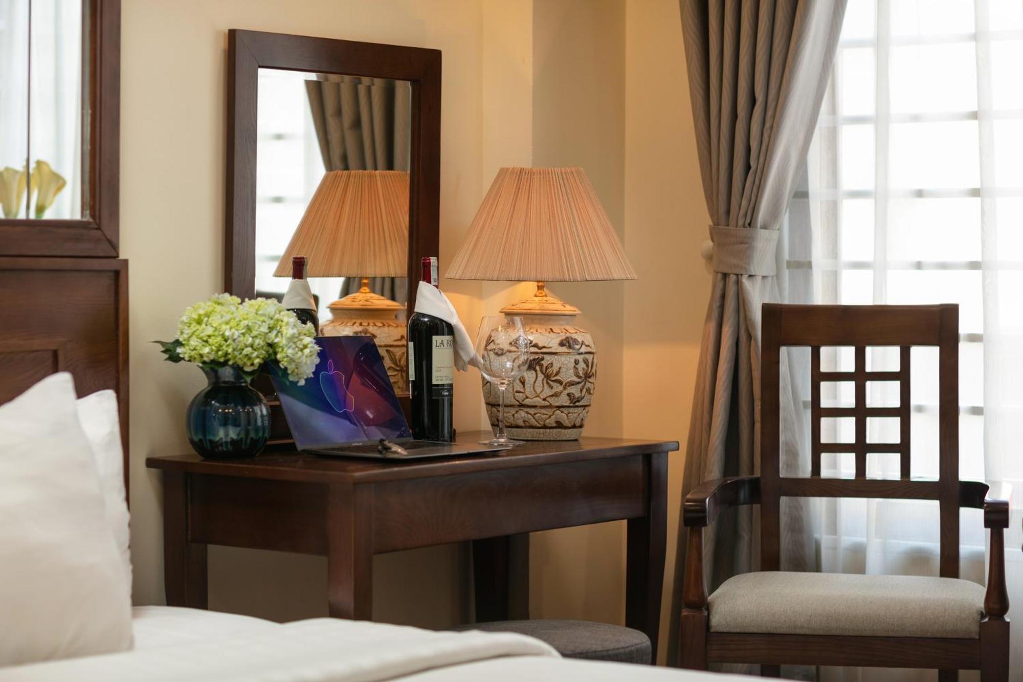 The West Hotel & Spa Hanoi Buitenkant foto