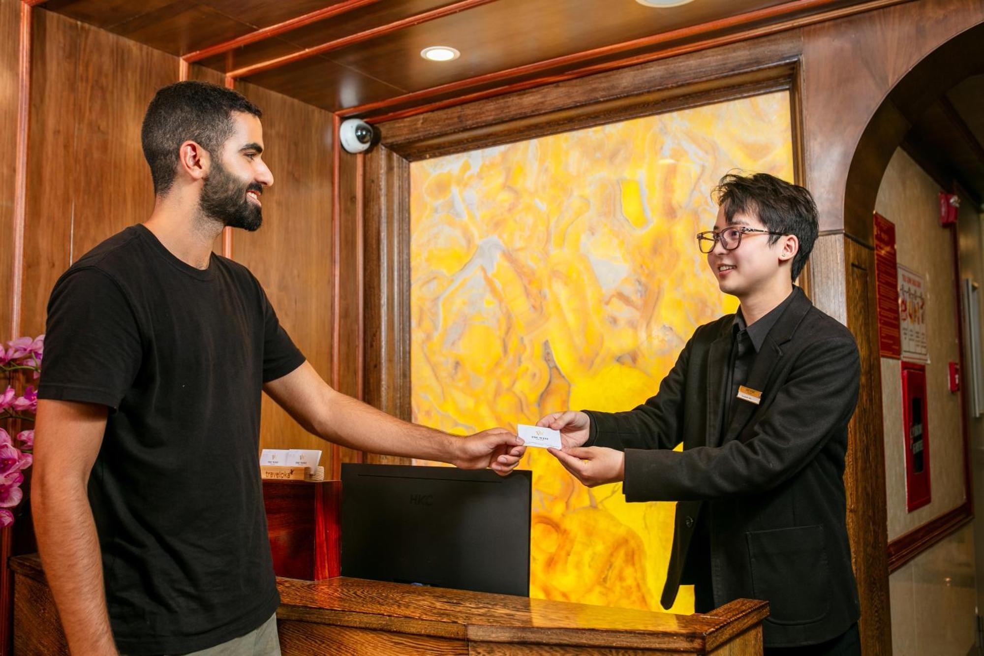 The West Hotel & Spa Hanoi Buitenkant foto