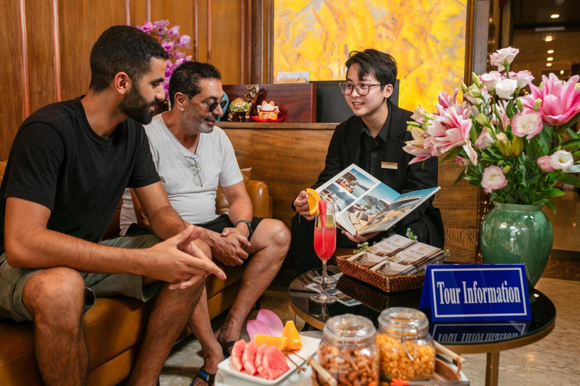 The West Hotel & Spa Hanoi Buitenkant foto